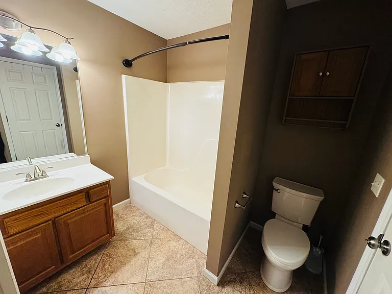 6832 Greenbrook Dr — Photo 14