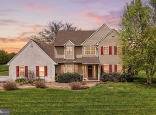 4 Greenfield Rd, Cochranville, PA 19330