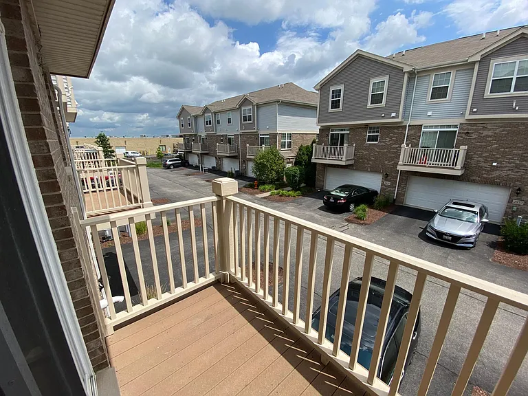 2873 Henley Ln — Photo 12