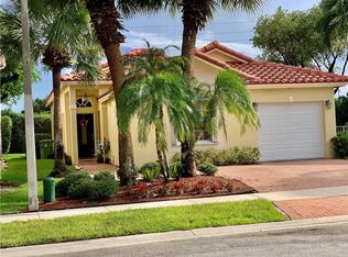 15886 SW 16th Ct, Pembroke Pines, FL 33028