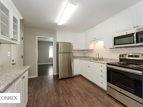 5th image of 10512 E 40th St