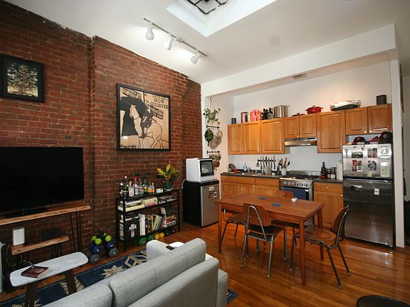 2nd image of 1158 1st Ave APT 5A