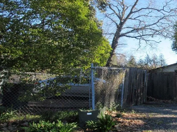 1116 Lance Dr, Santa Rosa, CA 95401