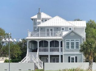 228 Shell Dr, Sneads Ferry, NC 28460