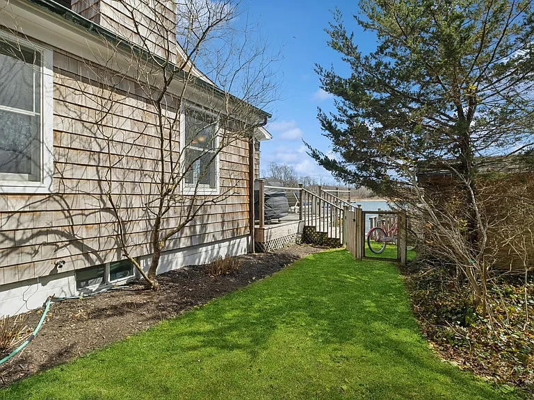 80 Towd Point Rd — Photo 23