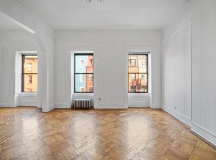 170 S 2nd St #2, Brooklyn, NY 11211