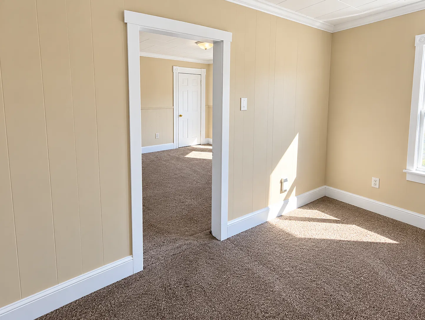 3 bed, $2,046 — Photo 4