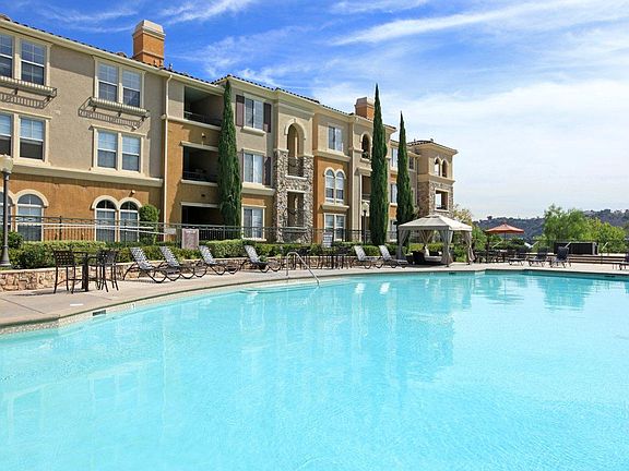 3rd image of 2520 Northside Dr APT 206