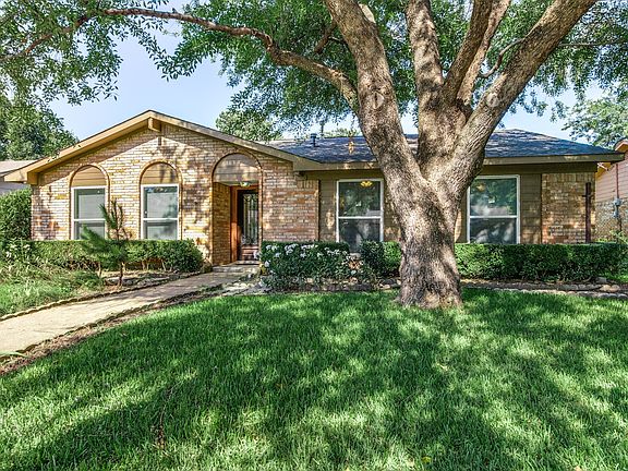3rd image of 1618 Vinecrest Cir
