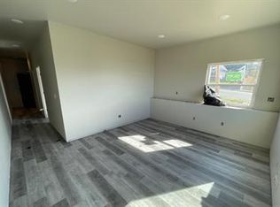 781 Georgia St, Blaine, WA 98230