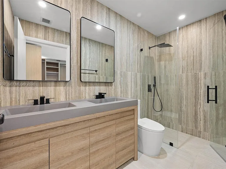 11770 Griffing Blvd — Photo 30