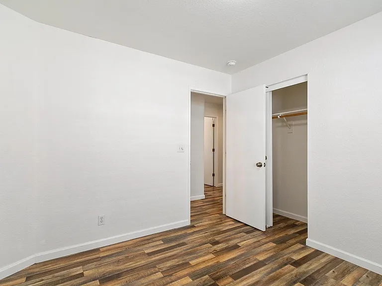 3215 Puffin Cir — Photo 23