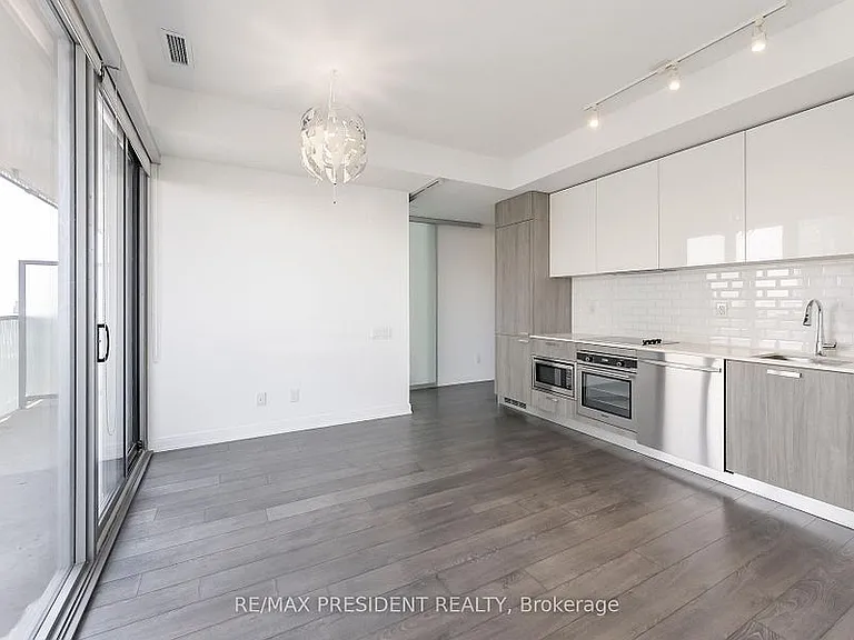 50 Charles St E #2715 — Photo 34