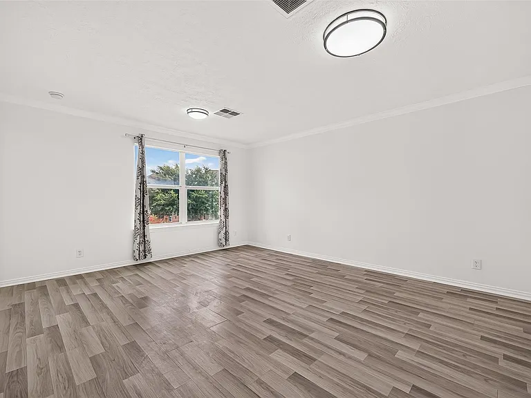 12502 Venus Park Ln — Photo 16