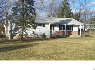 2 Golden Hill Ter, Florida, NY 10921