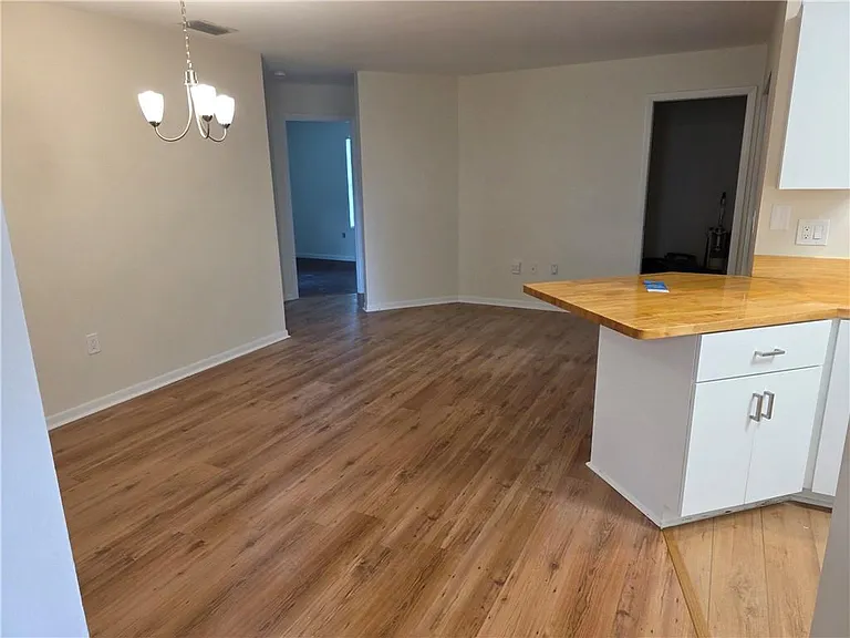 722 Carnival Ter — Photo 10