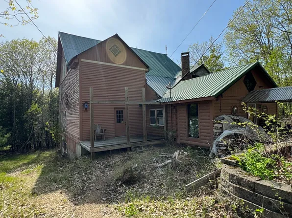 36 Van Buren Drive, Newfield, ME 04095