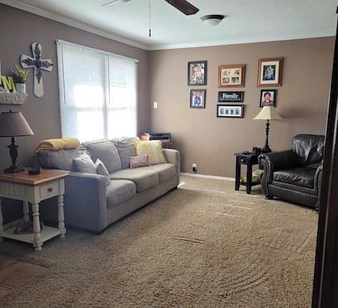 4th image of 406 Winona Blvd