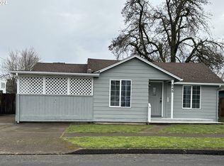 545 22nd St, Springfield, OR 97477