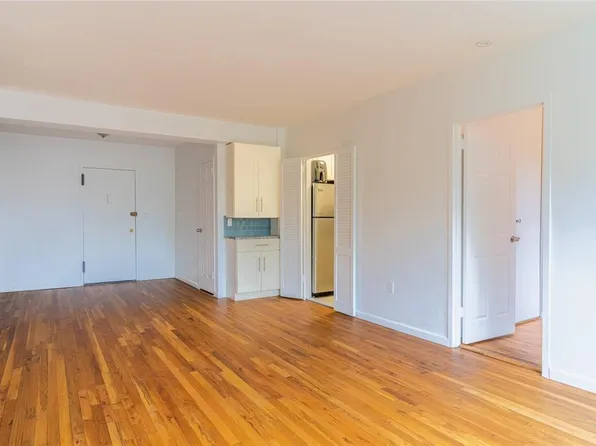 333 Bronx River Parkway #503, Yonkers, NY 10704