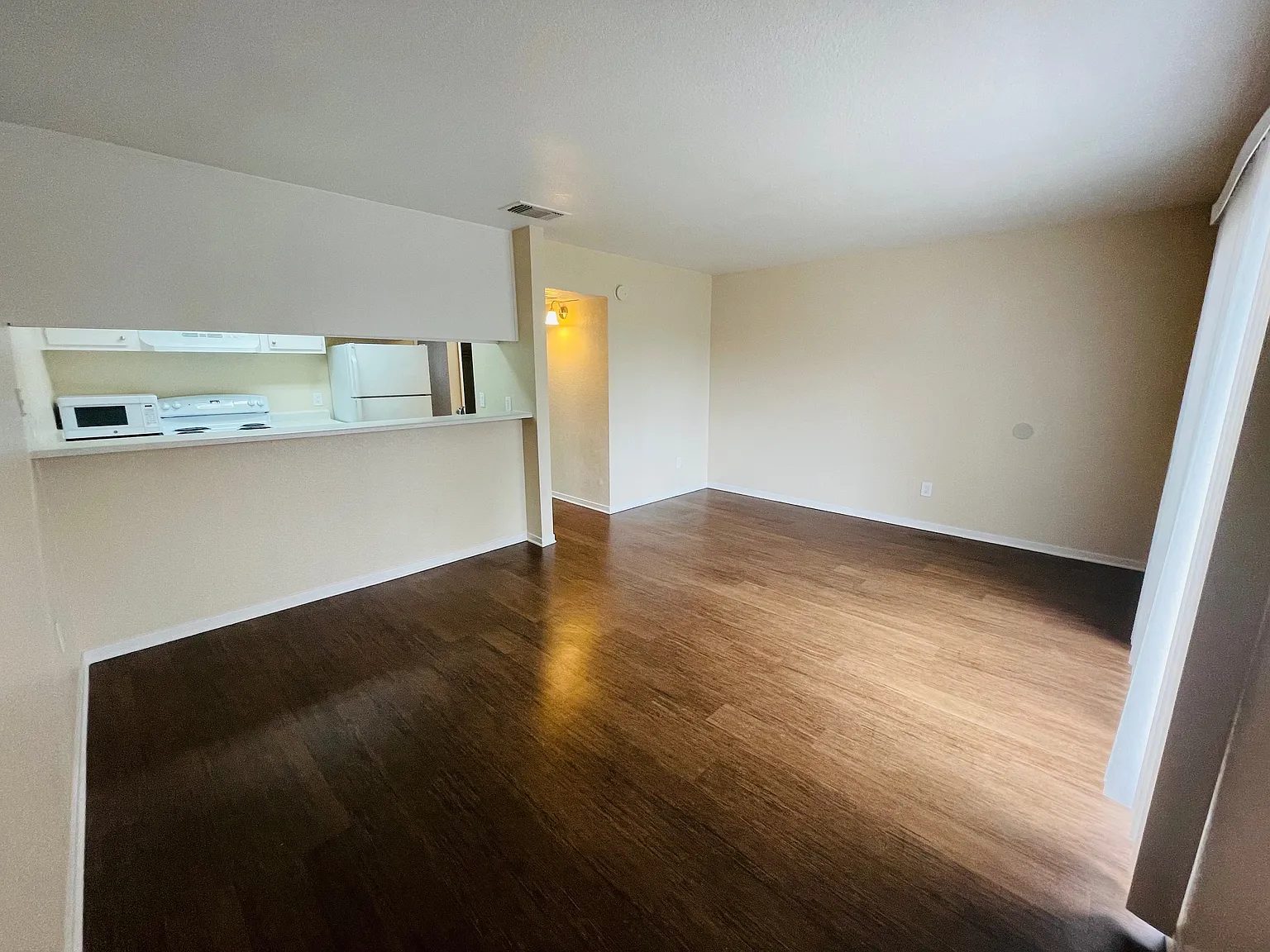 7456 Sandalwood Dr APT 11 photo 1