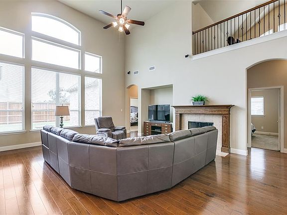 4th image of 517 Wildwood Dr