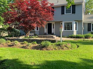 621 Nottingham Rd, Syracuse, NY 13224