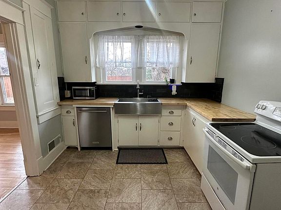 4th image of 1000 Fairmount Ct