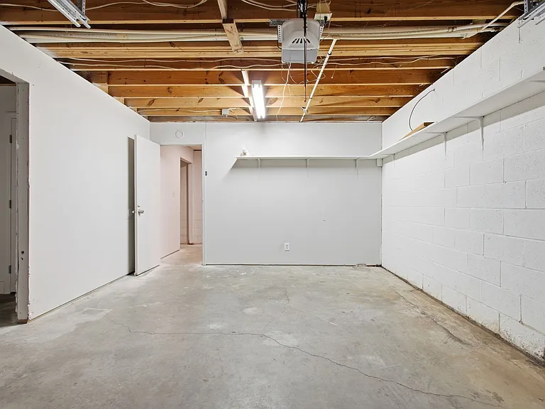 1022 Hillcrest Ave #1 — Photo 24