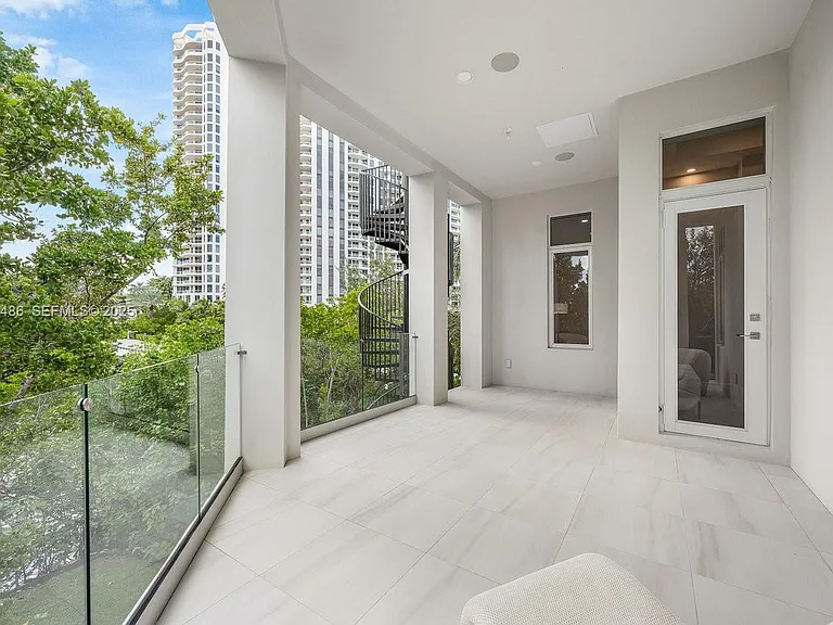 3912 Island Estates Dr — Photo 49