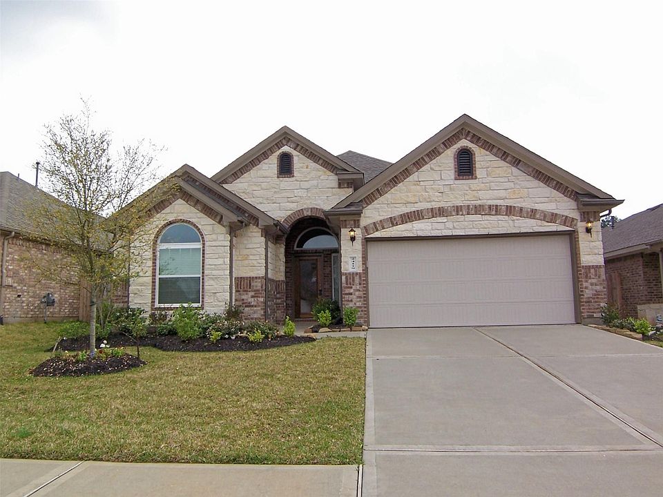 1st image of 24119 Auburn Woods Ct