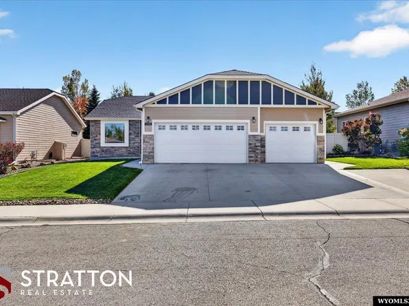 6196 Coronado Dr, Casper, WY 82609