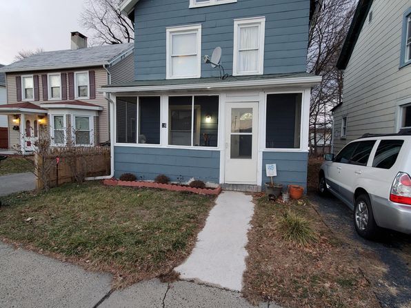 36 E Main St