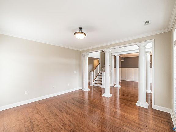 4th image of 7002 Greystone Ln SE