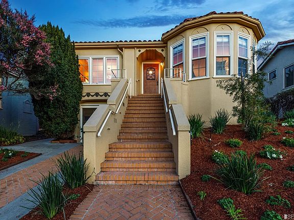 4th image of 104 Lunado Way