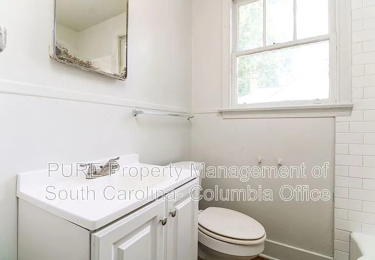 2511 Chestnut St — Photo 13