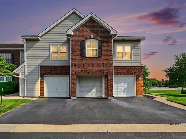 11607 Tomahawk Creek Pkwy APT J, Leawood, KS 66211