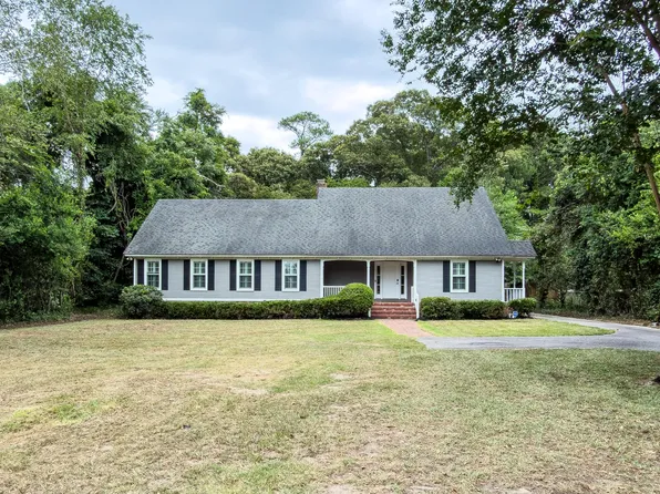 715 Lewis Rd, Sumter, SC 29154