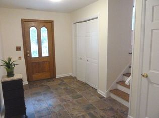 2 Forrest Rd, Randolph, NJ 07869