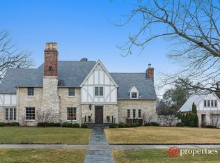 257 Woodstock Ave, Kenilworth, IL 60043