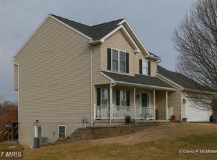 331 Carrington Dr, Falling Waters, WV 25419