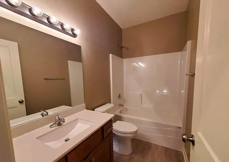 4842 Adams St #1 — Photo 14