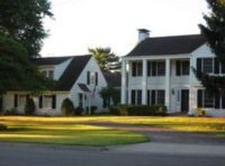 68 E Rea St, Marshall, MO 65340