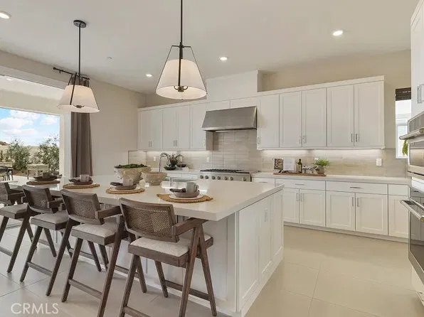 29709 Calle La Roca, Santa Clarita, CA 91354