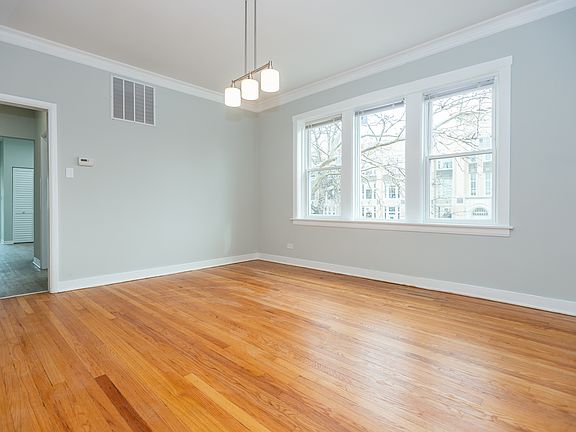 3rd image of 5400 W Schubert Ave #3