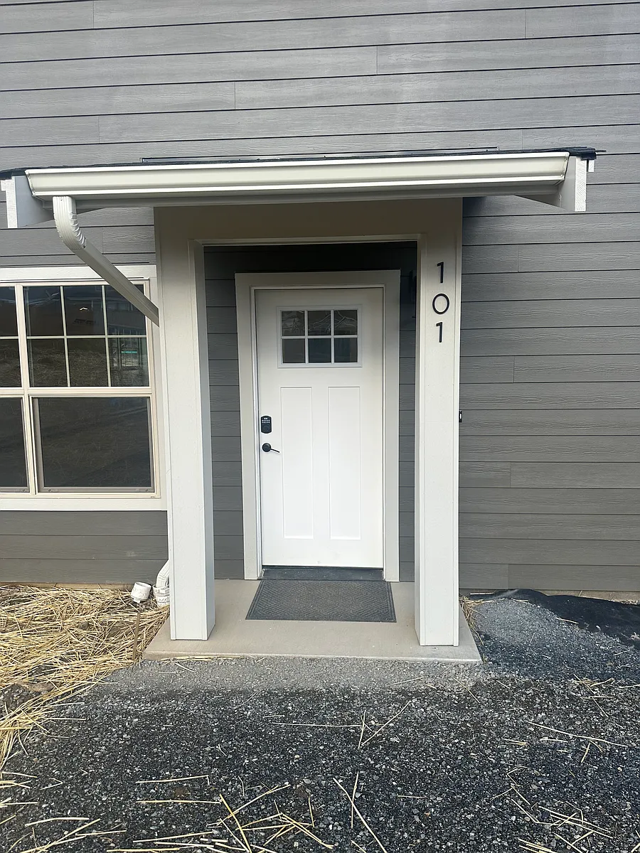 Building Photo - 4249 King Mountain Rd #101