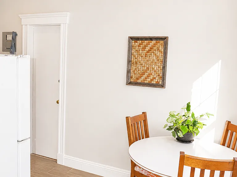 370 Chestnut Hill Ave #34 — Photo 4