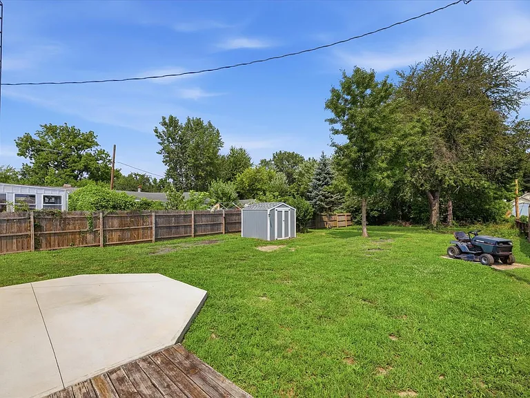 1444 Primrose Ave — Photo 22