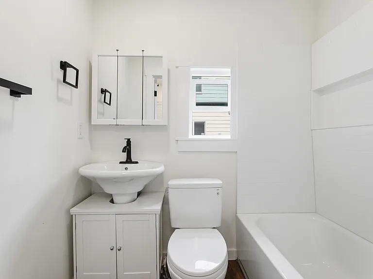 20101 Poplar Way — Photo 16