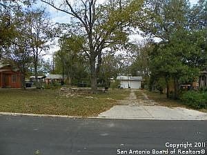 1st image of 207 Cromwell Dr